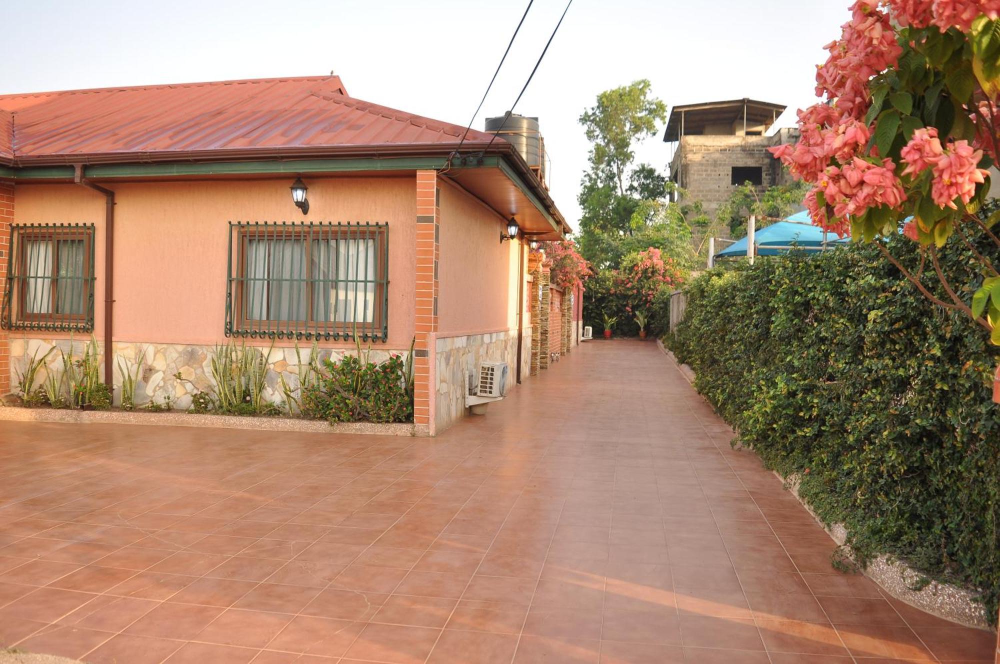 Santa Monica Home Lodge Senchi Esterno foto