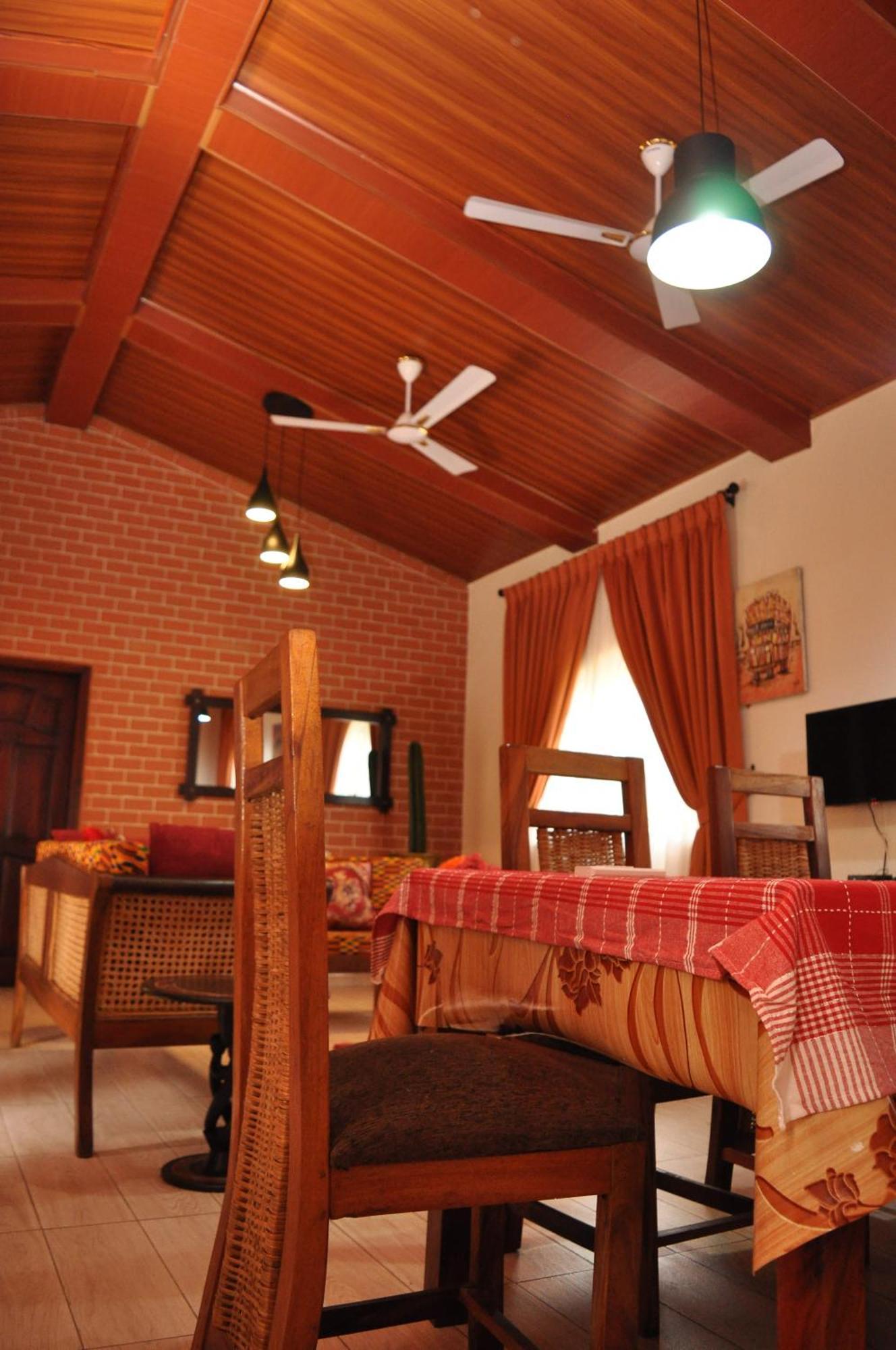 Santa Monica Home Lodge Senchi Esterno foto