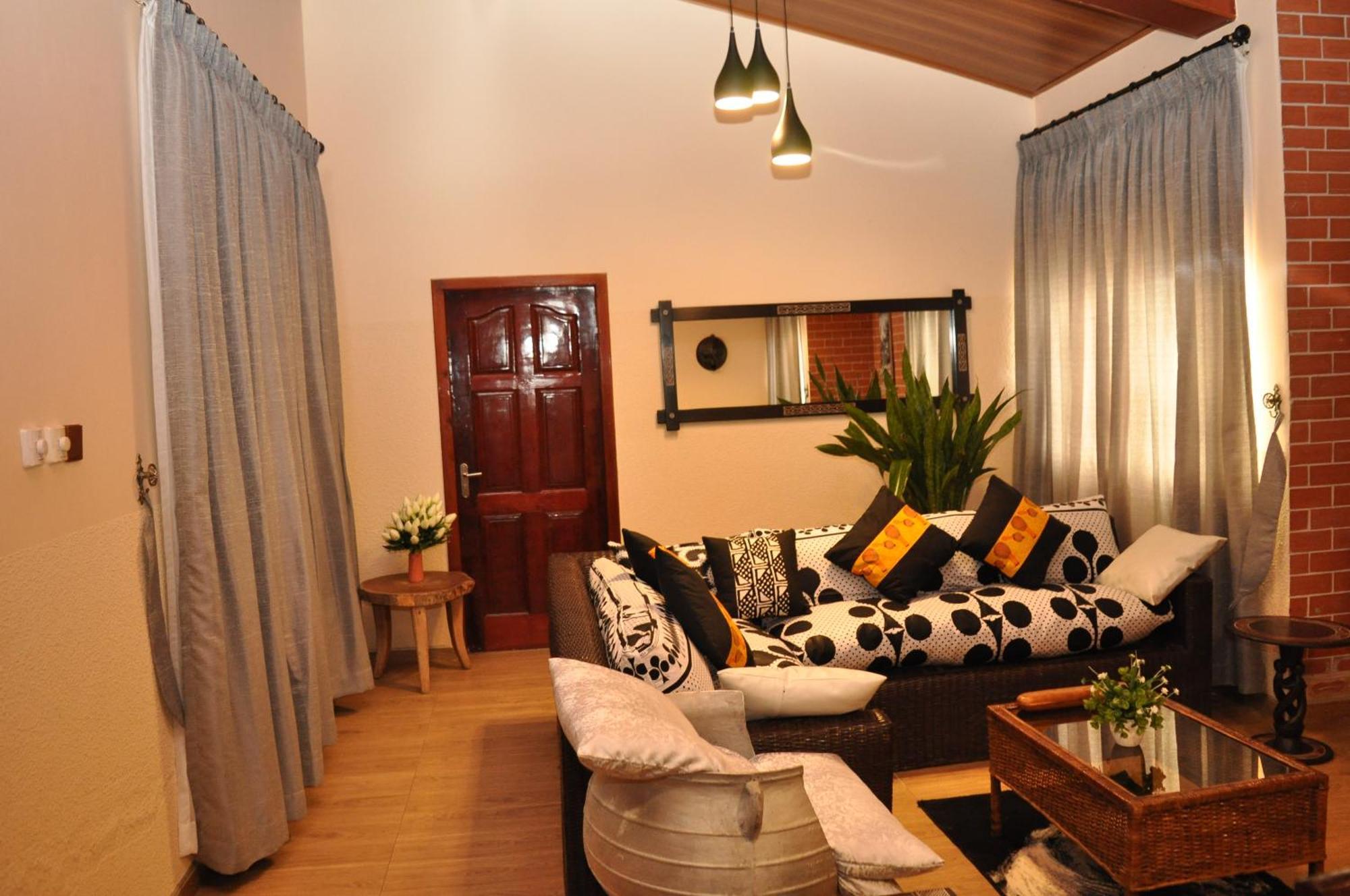 Santa Monica Home Lodge Senchi Esterno foto