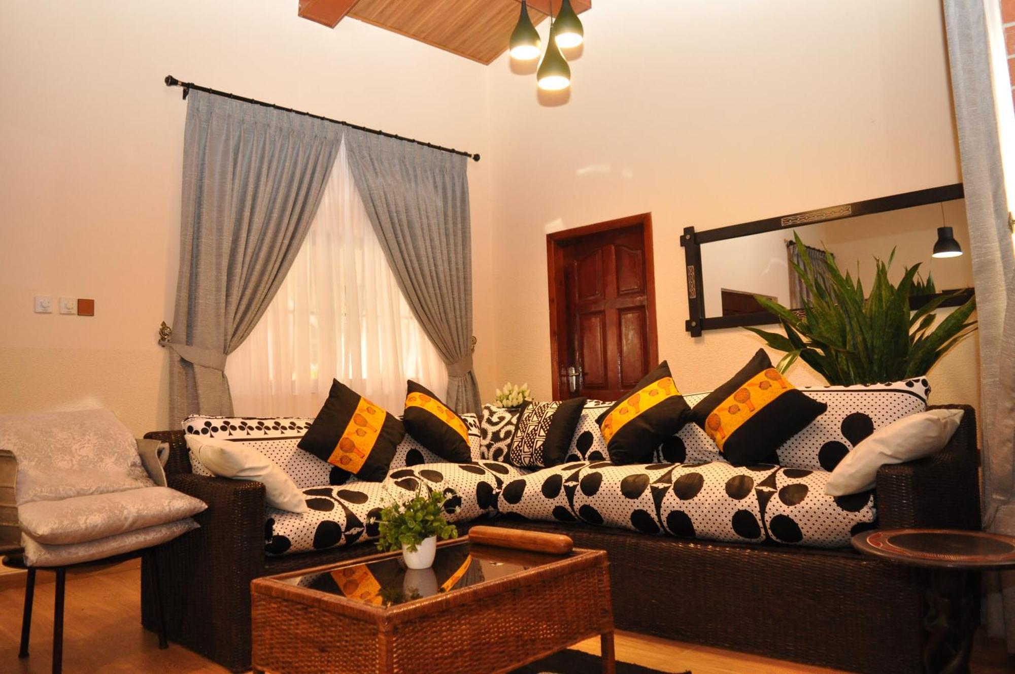 Santa Monica Home Lodge Senchi Esterno foto